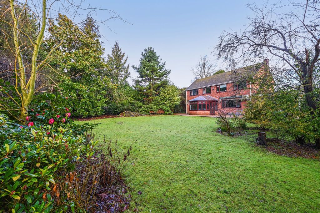 Property photo 1 of 30