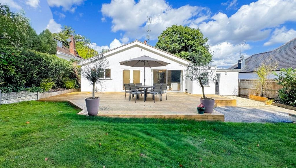 Property photo 2 of 12 Picture No. 13