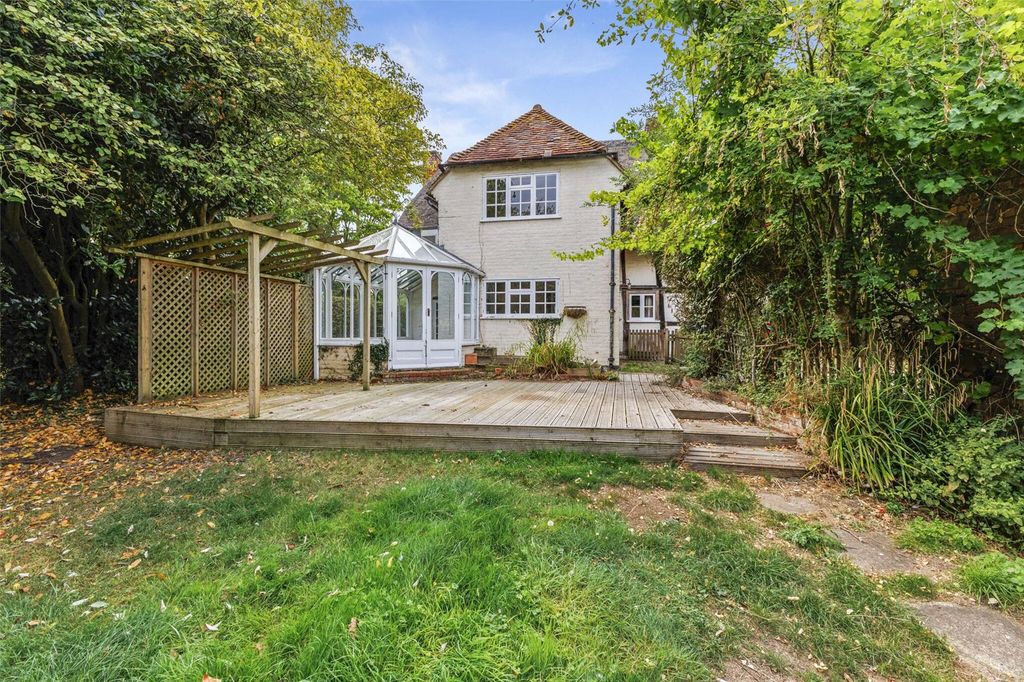 Property photo 2 of 18 Picture No. 15