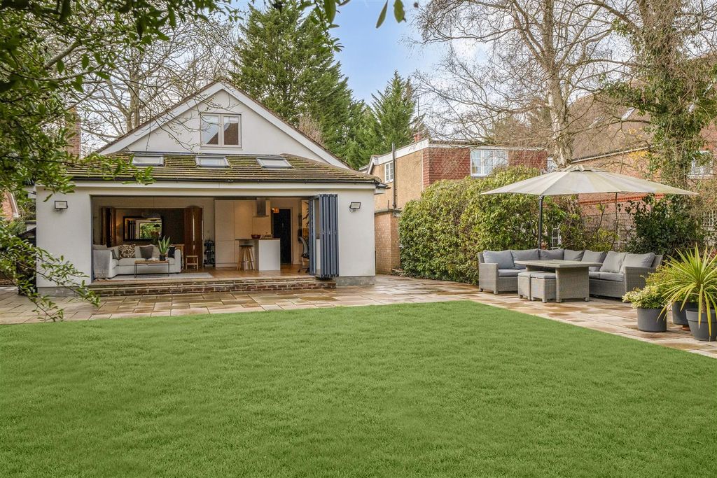 Property photo 2 of 43 1423017-3-69B43391Be503.Jpg