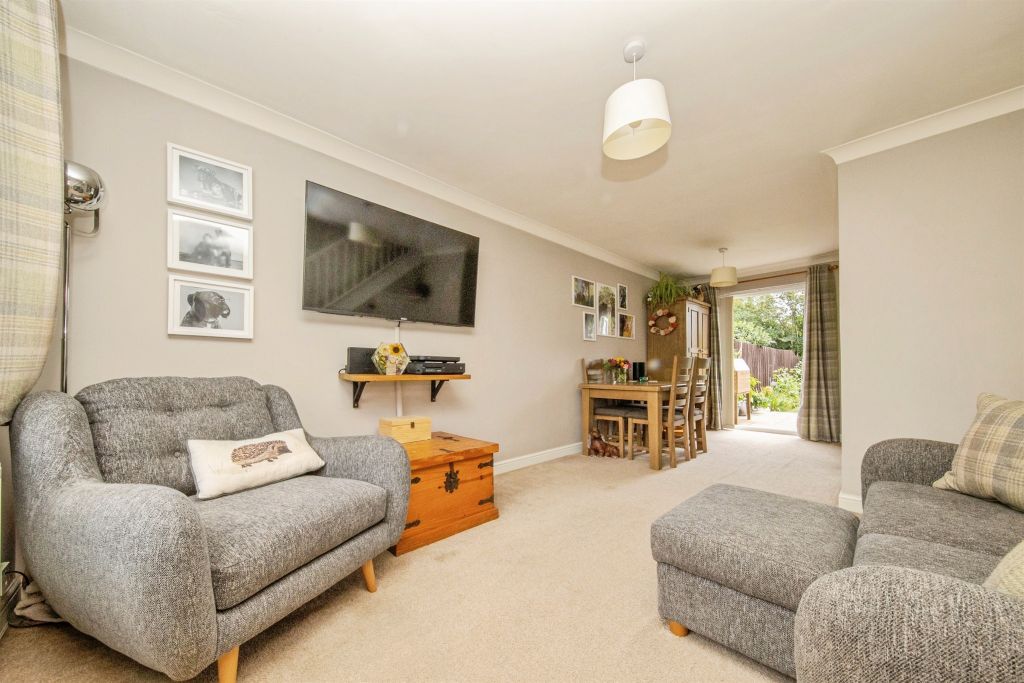 Property photo 3 of 14