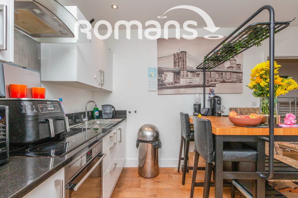 Property photo 2 of 7 Property Image