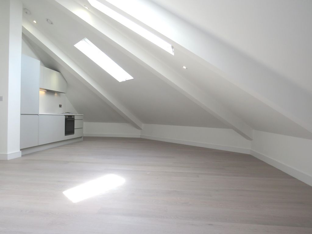 Property photo 1 of 11 Reception Room