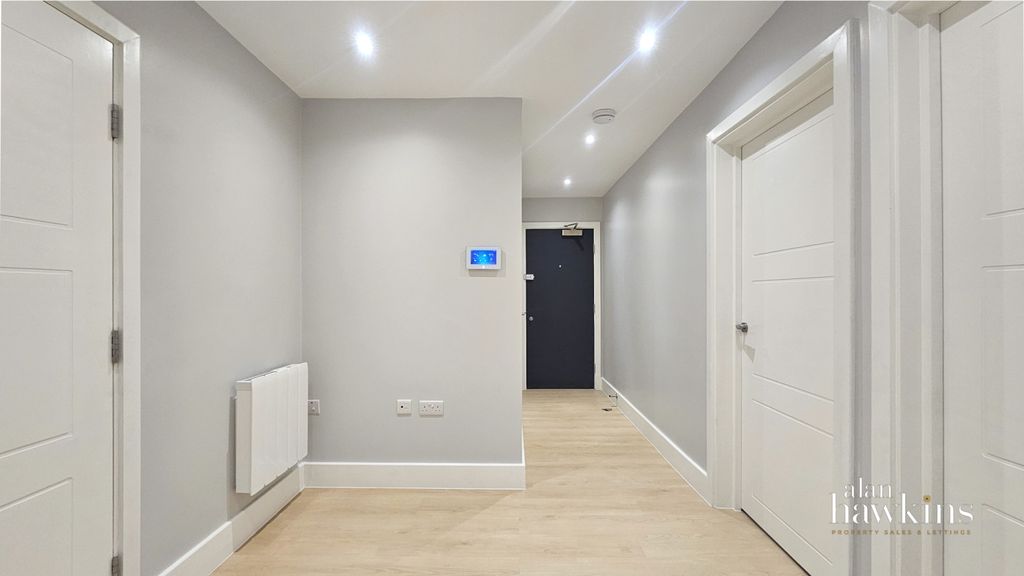 Property photo 2 of 7 20240923_130009-3