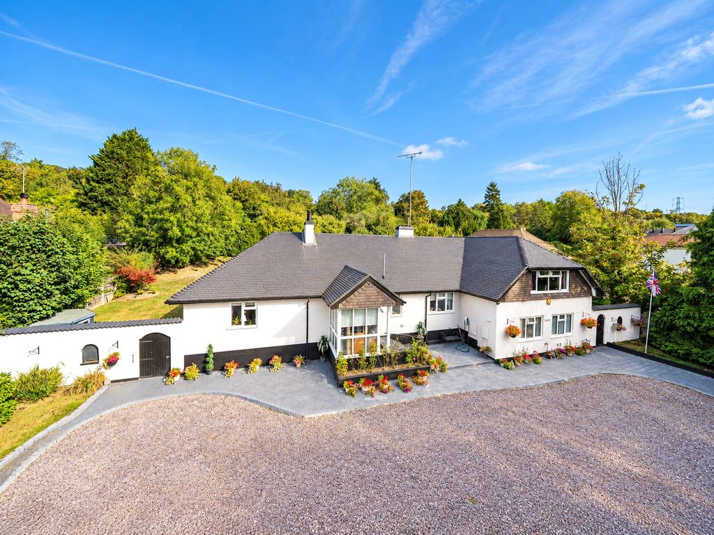 Property photo 1 of 24 Picture No. 34