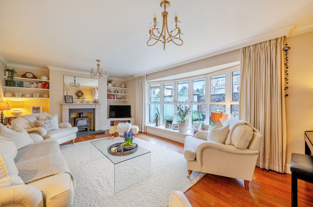 Property photo 2 of 19 1397816-6-6964d0F...