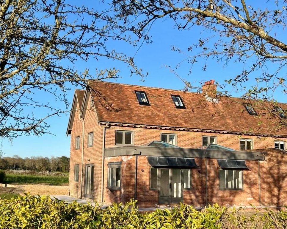 Property photo 3 of 17 Vendor Pic 4 - Higher Res.Jpg