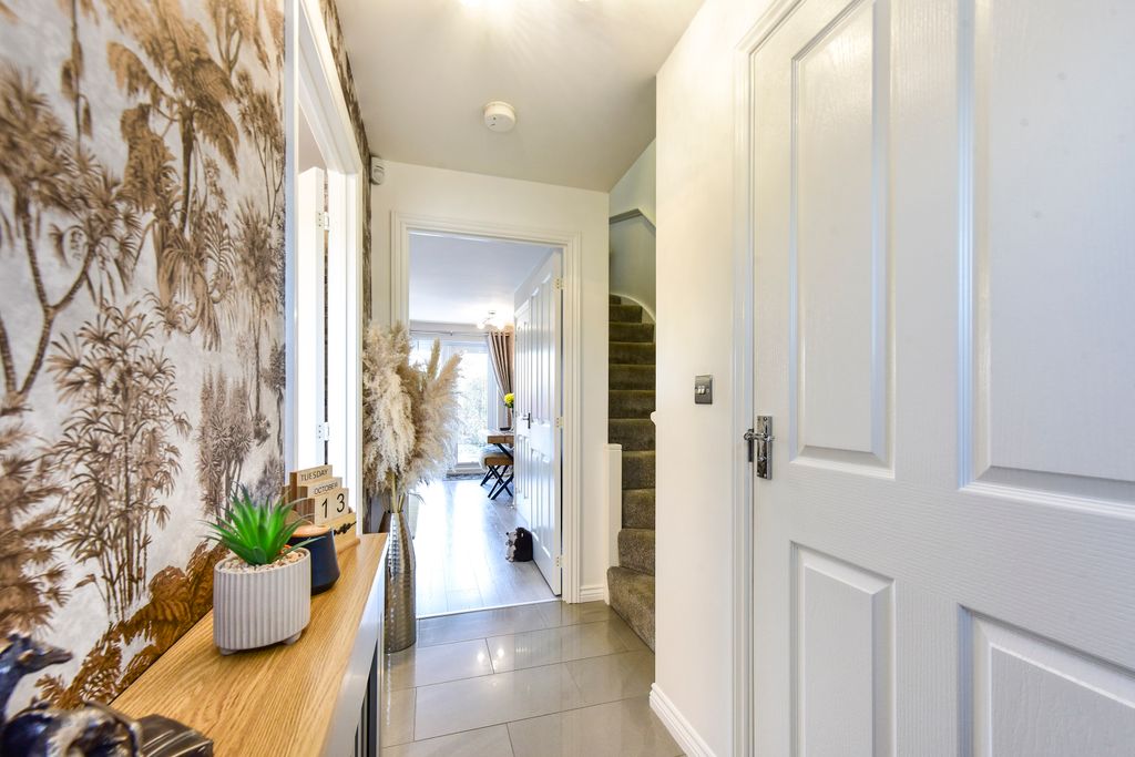 Property photo 3 of 20 0B731B53576c38d3371377d40B3327411929Fef8.Jpg