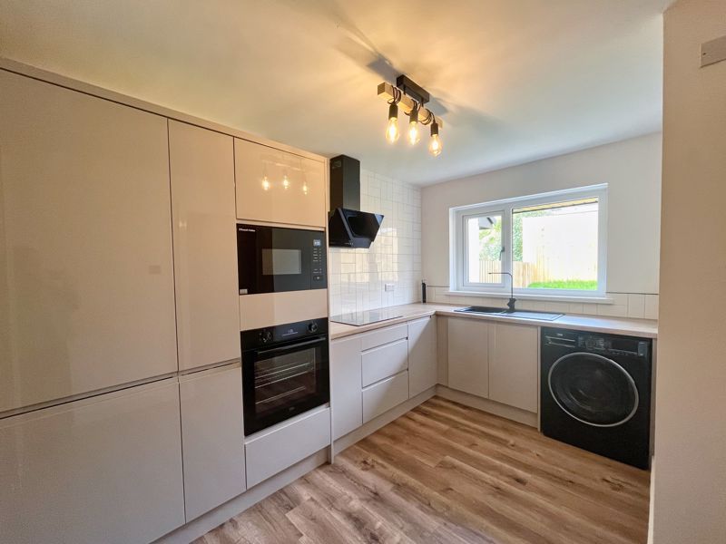 Property photo 3 of 27 Photo 16