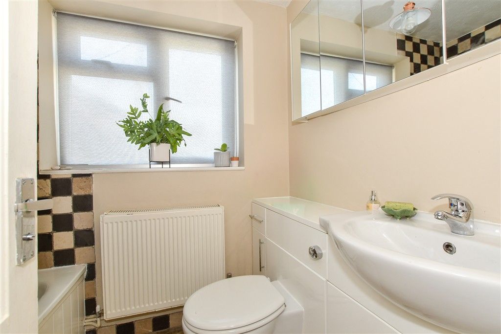 Additional image 9 of 3 bed semi-detached house for saleStation Road, Petworth, West Sussex GU28
