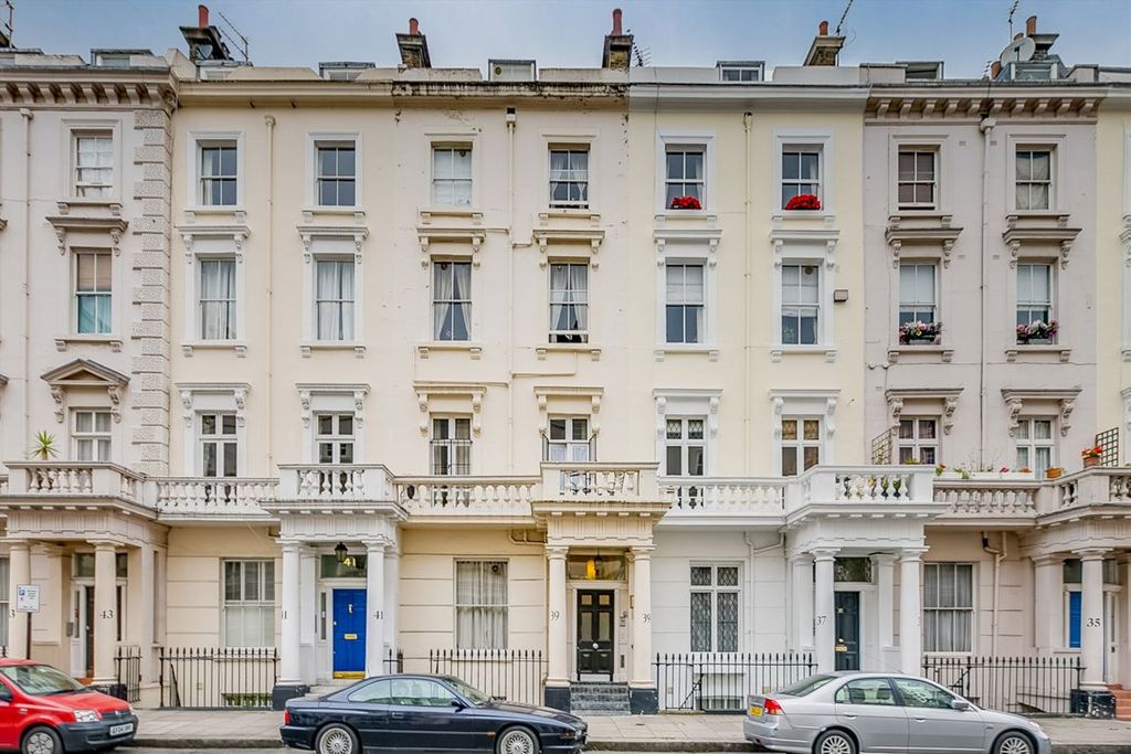 Property photo 1 of 5