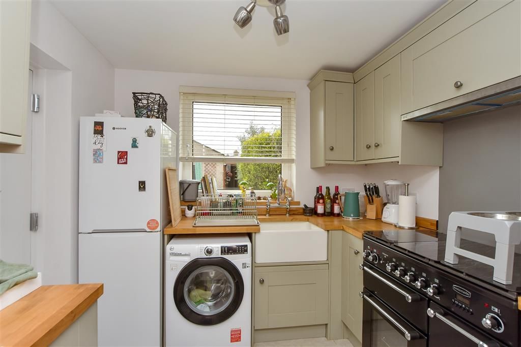 Property photo 2 of 12 Kitchen