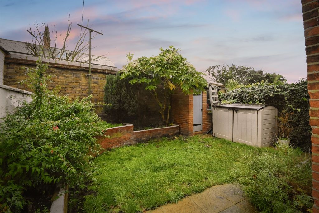 Property photo 2 of 15