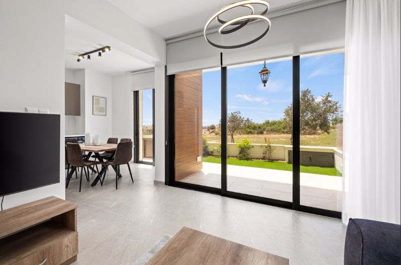 Property photo 3 of 28 Open Plan Living