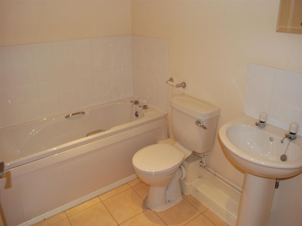 Property photo 3 of 6