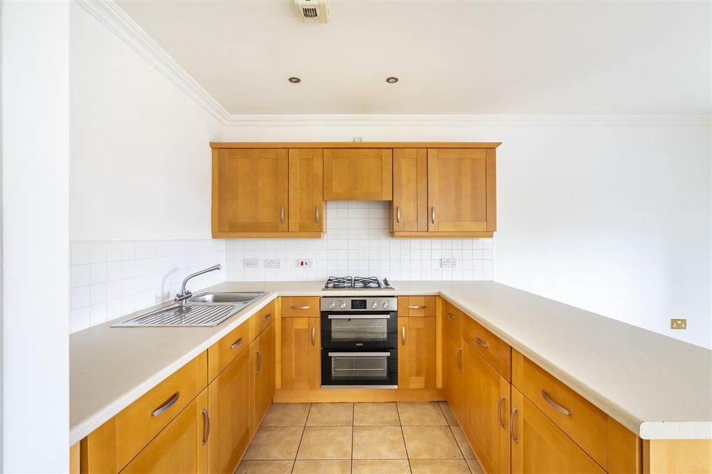 Property photo 3 of 12 9Pb-2.Jpg