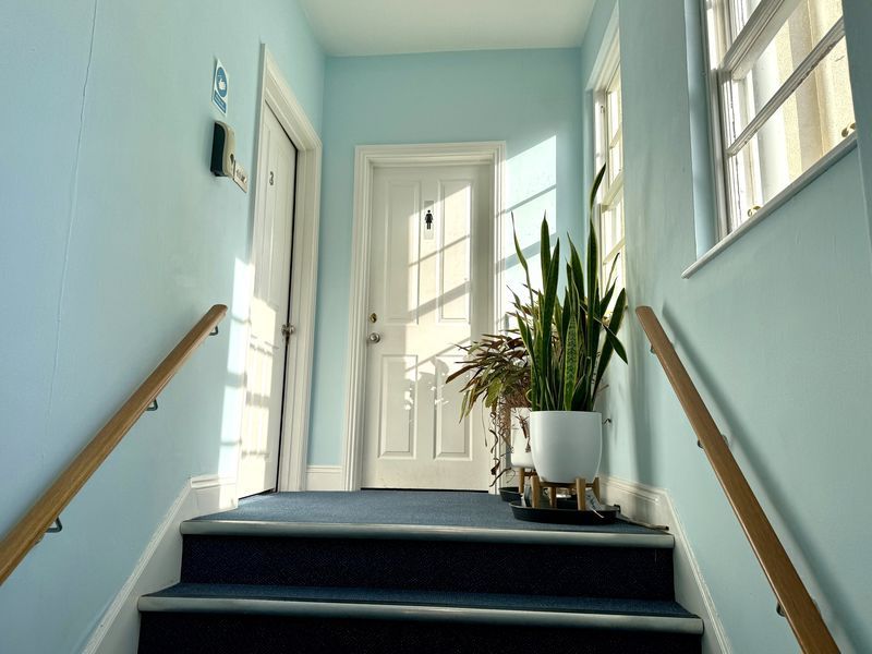 Property photo 3 of 9 Photo 5