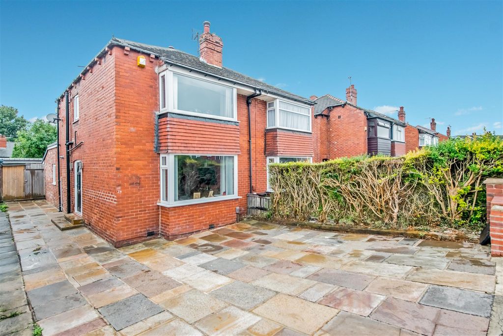 Property photo 1 of 29