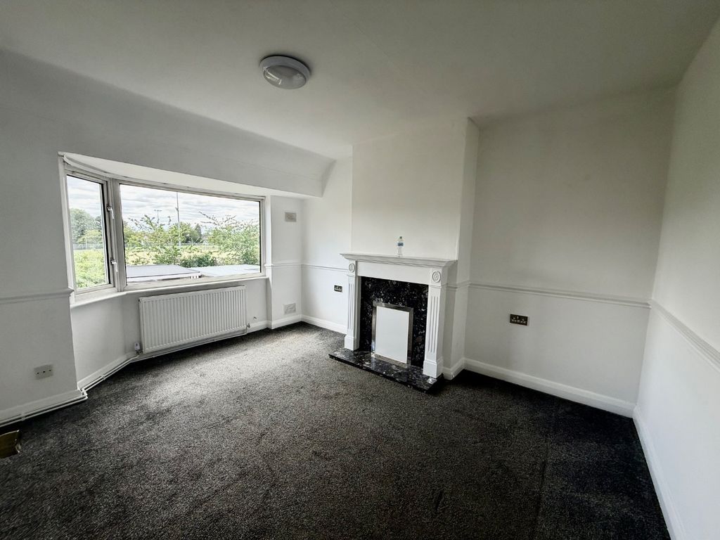 Property photo 1 of 7 5285790