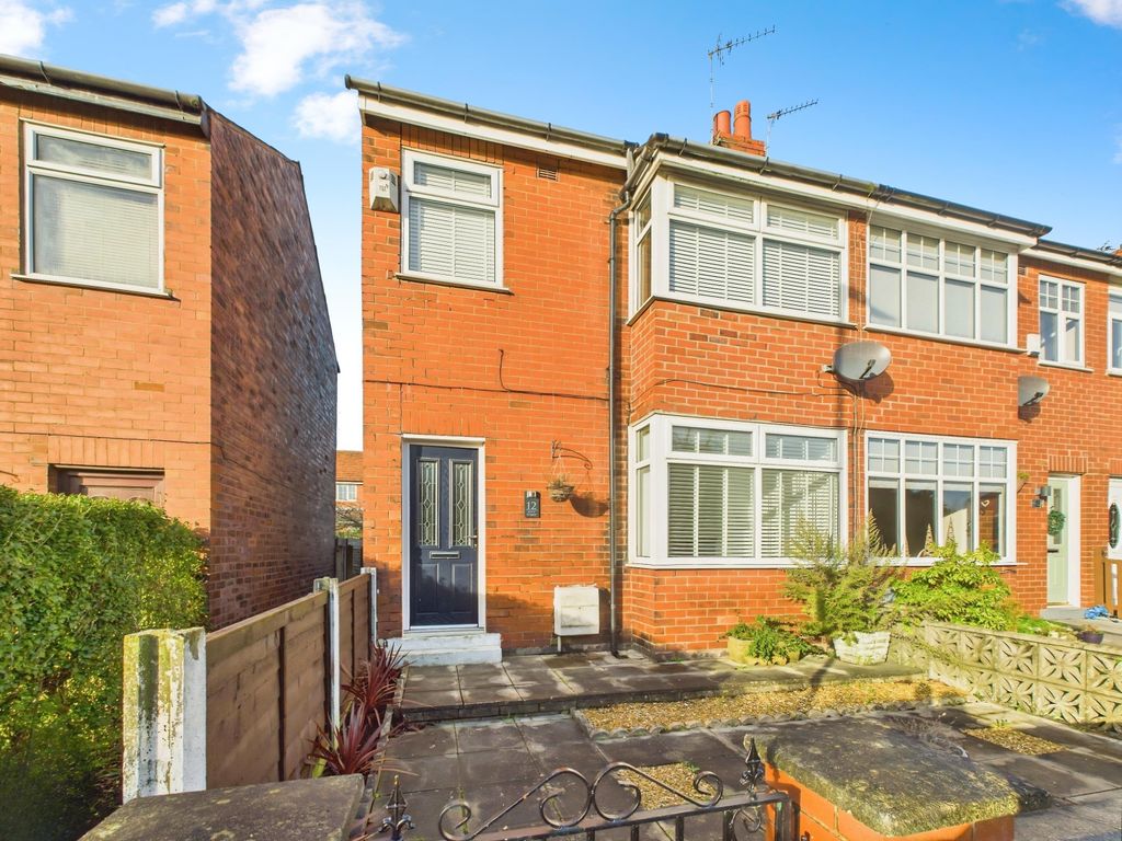 Property photo 1 of 12