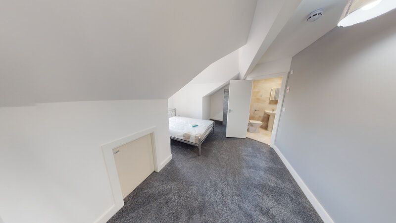 Property photo 3 of 4