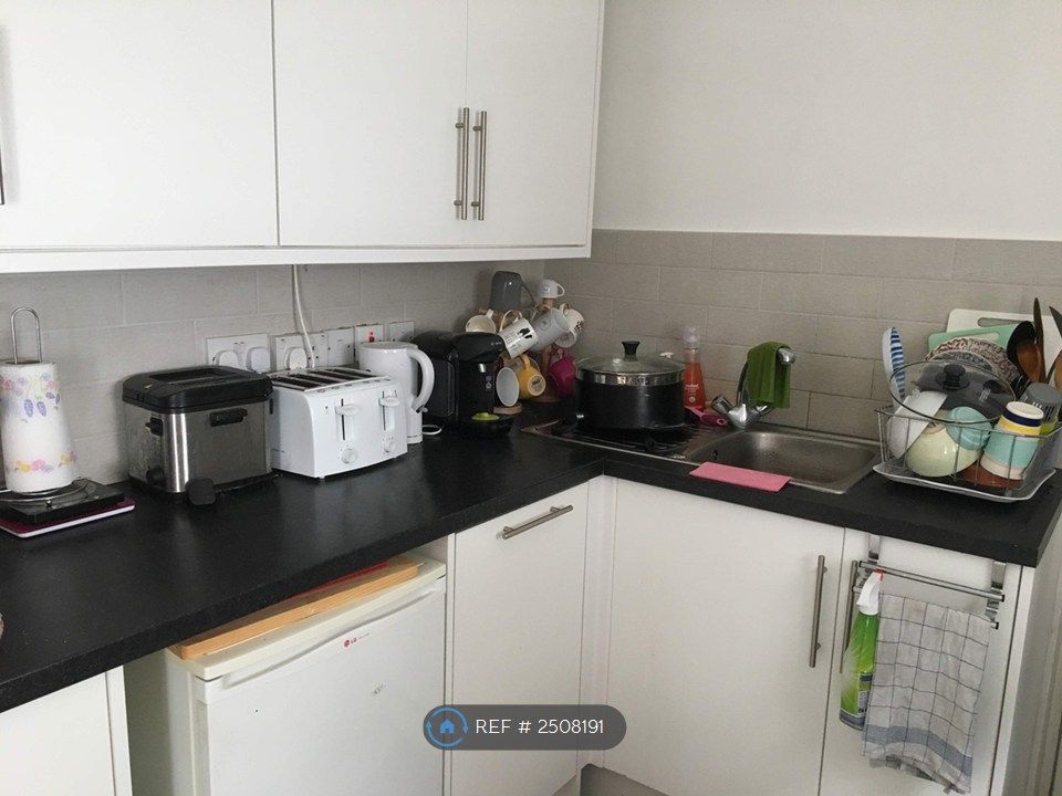 Property photo 3 of 4