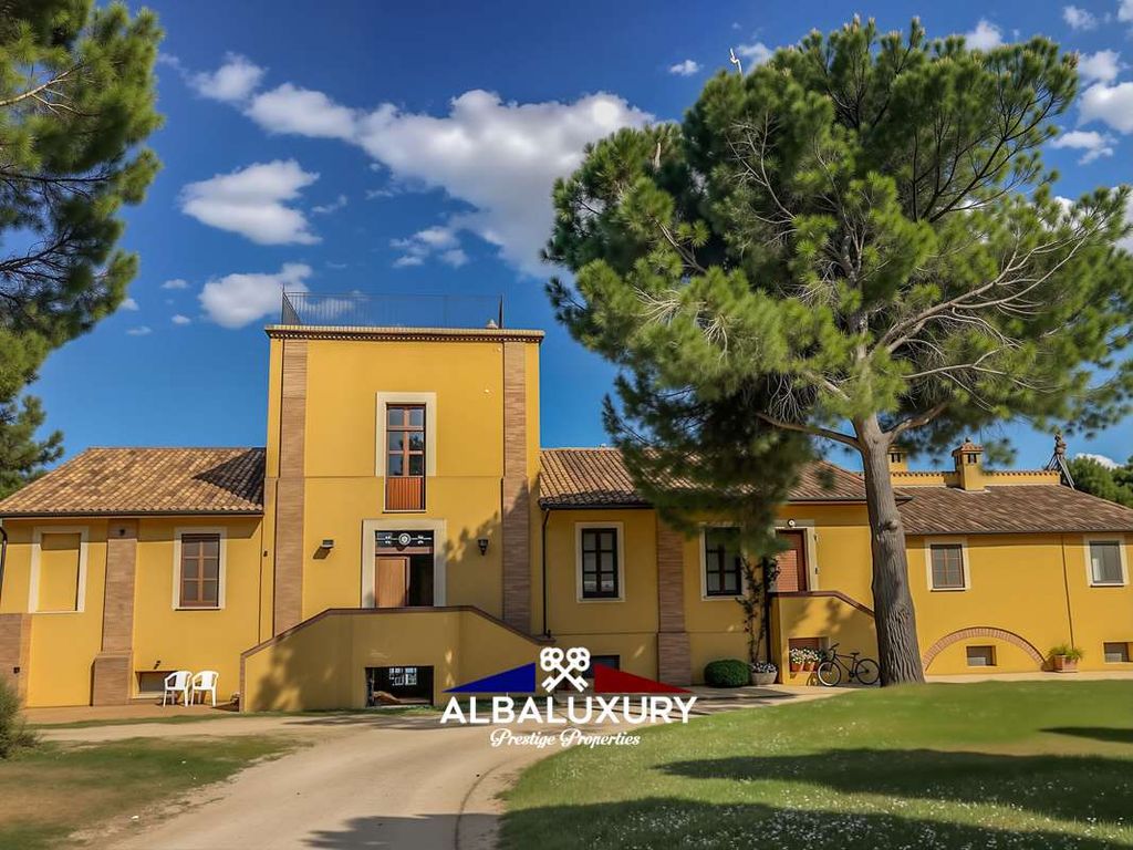 Property photo 3 of 37