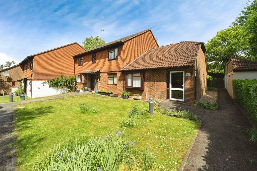Property photo 1 of 15