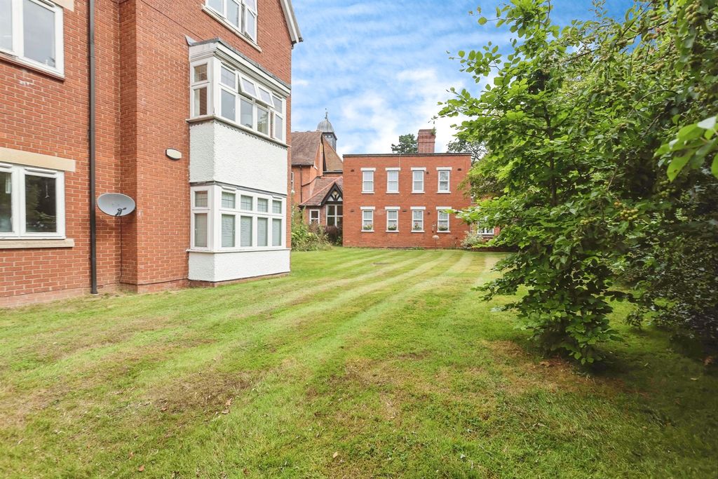 Property photo 2 of 4