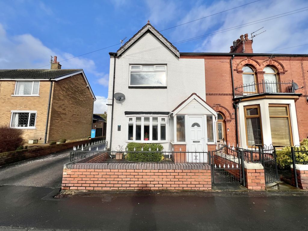 Property photo 1 of 24