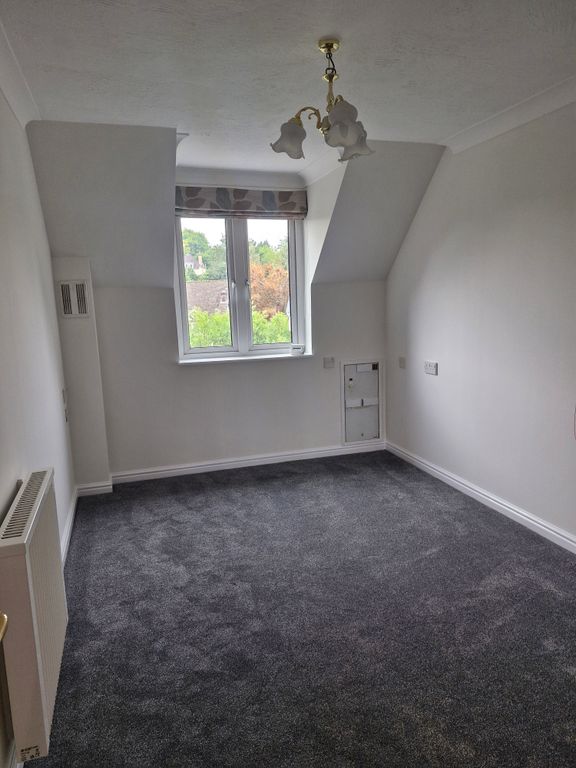 Property photo 2 of 7