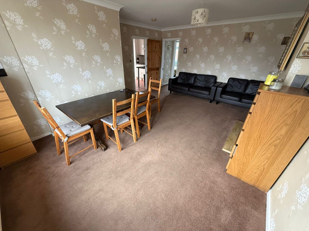 Property photo 3 of 13 Image