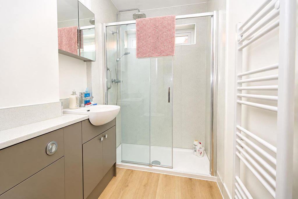 Property photo 3 of 14 B8c47882-A34B-4d95-A0d3-99Dd6d8Aae4E.Png
