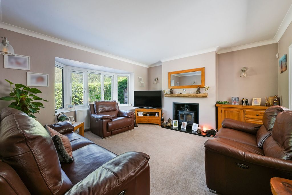 Property photo 2 of 24