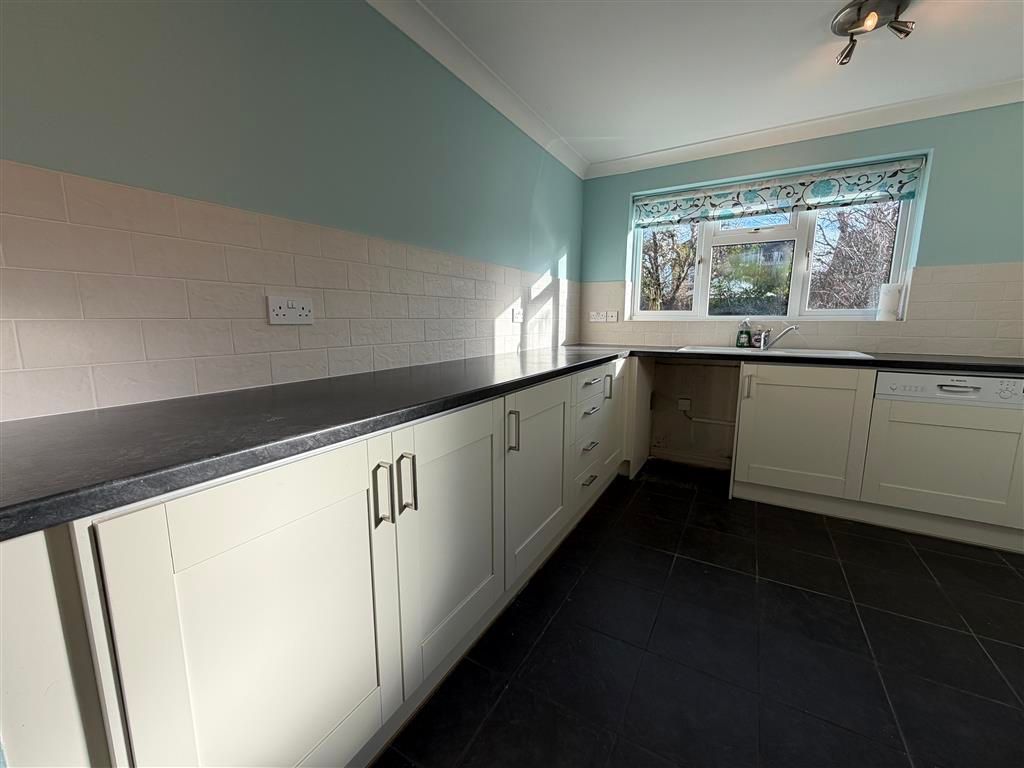 Property photo 3 of 12 Image