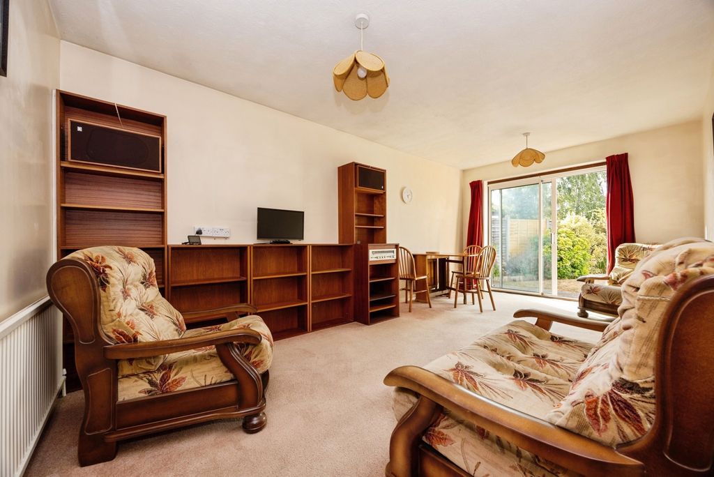 Property photo 2 of 12 Pbox-Img.Jpg