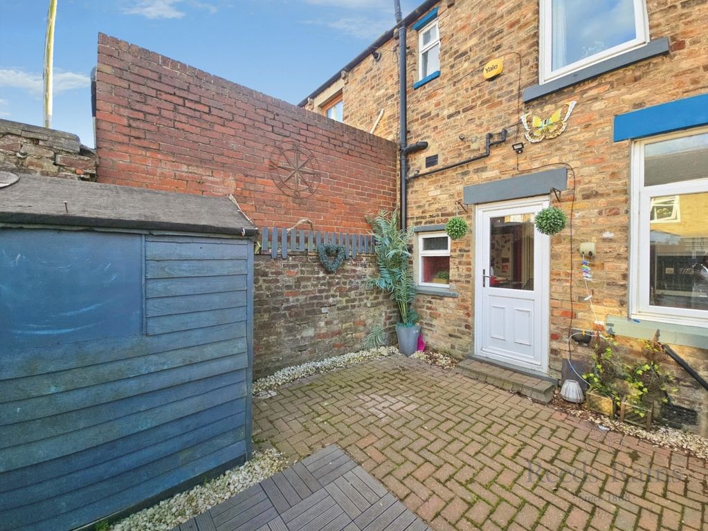 Property photo 3 of 11 Picture No. 14