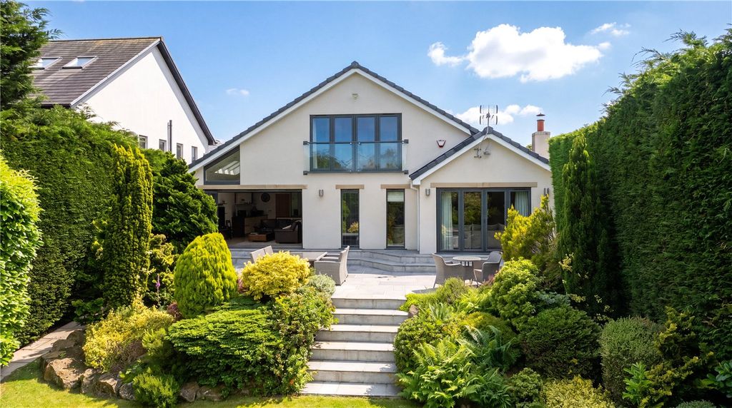 Property photo 1 of 14 External