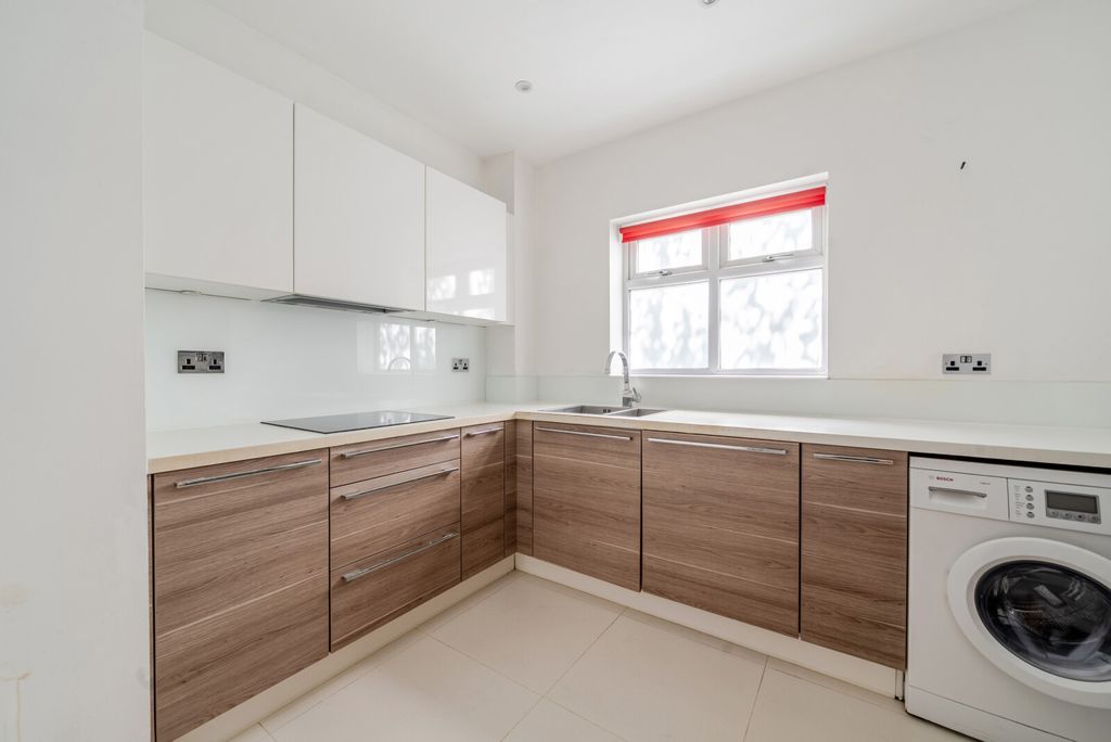Property photo 3 of 14 1495048-5-6A58Af1...