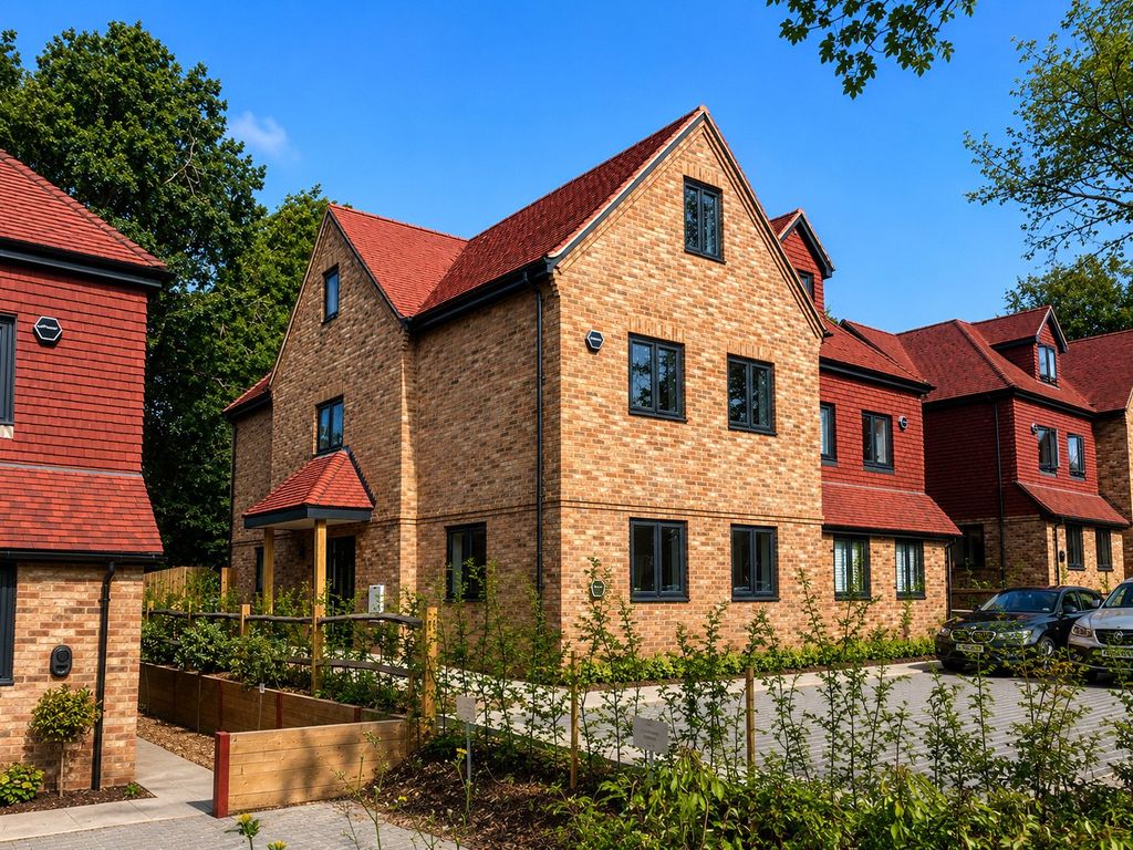 Property photo 1 of 13 External