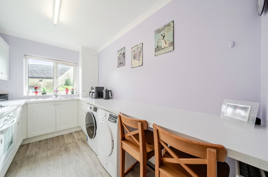Property photo 2 of 19 1529074-18-1A115E...