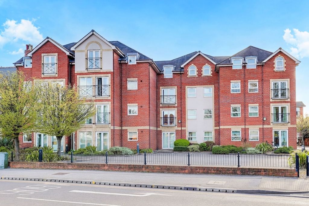 Property photo 1 of 10