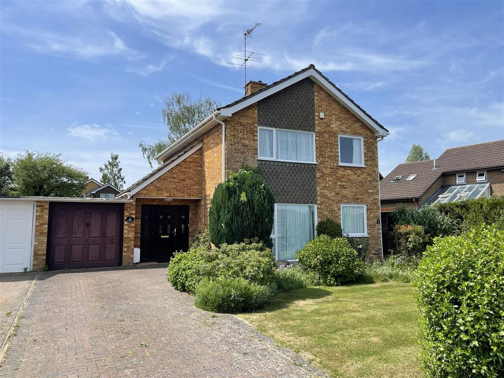 Property photo 1 of 13 Front (5).Jpg