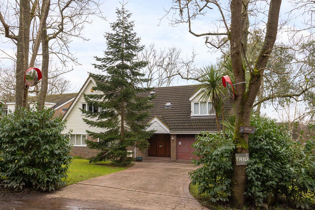 Property photo 1 of 5