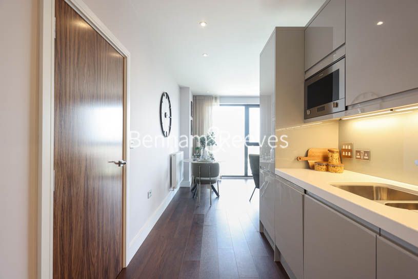 Property photo 2 of 28