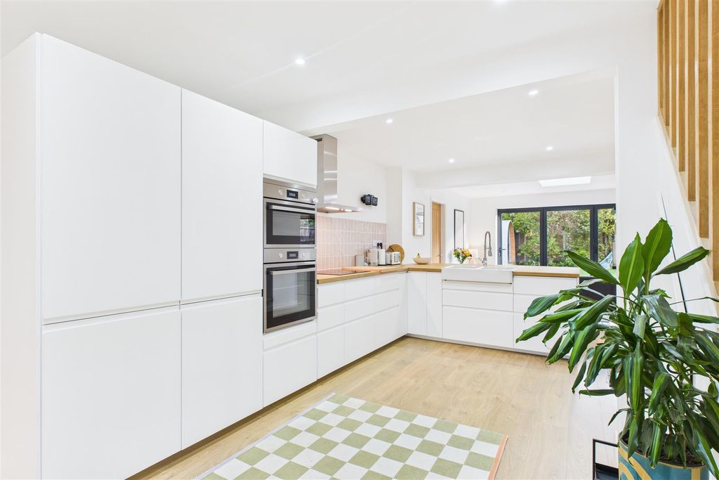 Property photo 2 of 24 Open Plan Living Kitchen Area