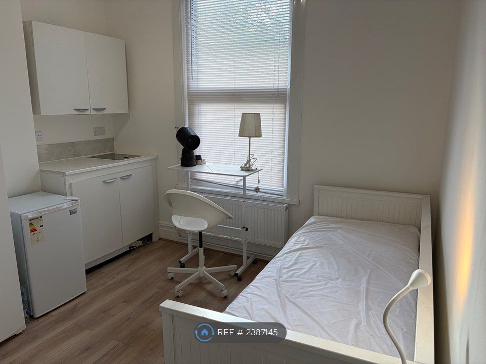 Property photo 2 of 4
