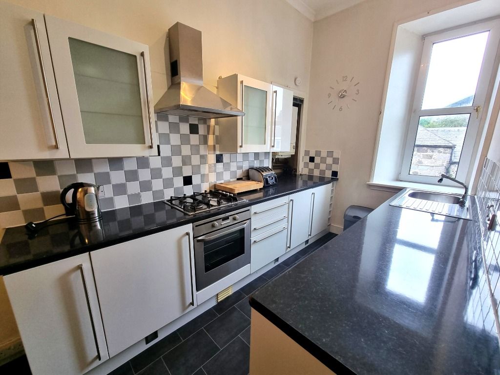 Property photo 3 of 8 Photo 3