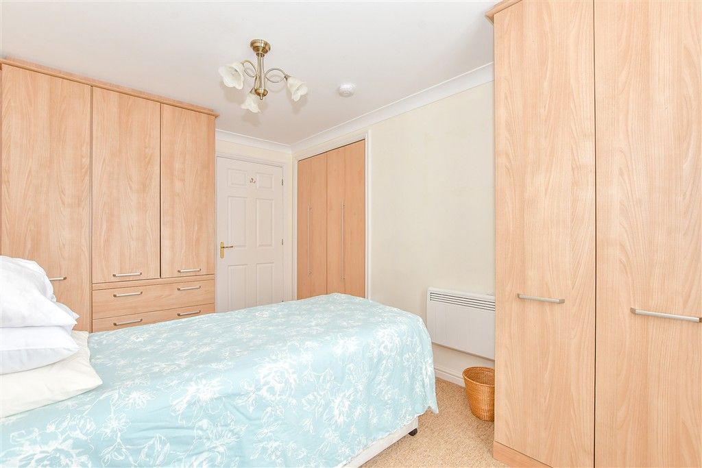 Property photo 3 of 7 Bedroom