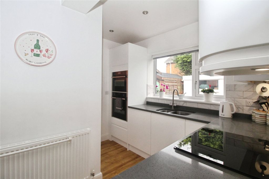 Property photo 3 of 14 Kitchen/Diner